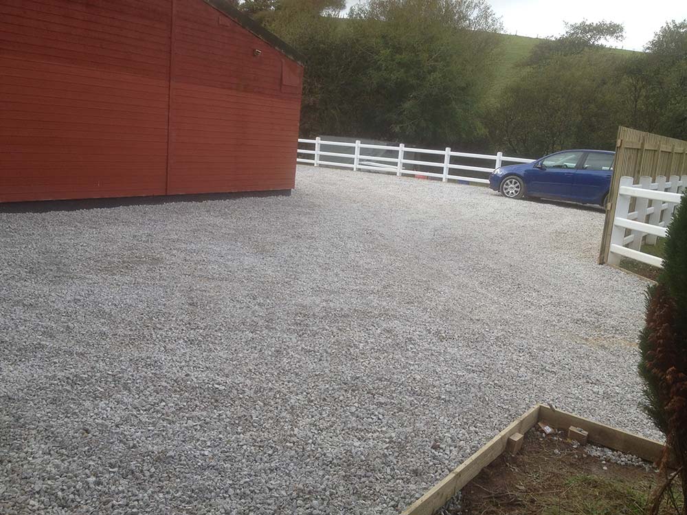 gravel-driveway-landscaping landscaping decorative gravel